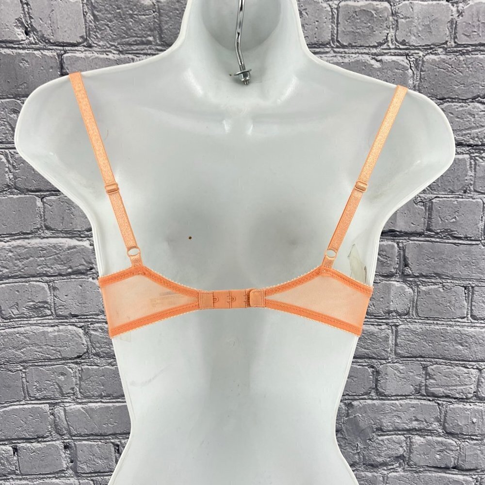 On Gossamer Mesh Essentials Bump it Up Pushup Bra 32A - Picture 6 of 8
